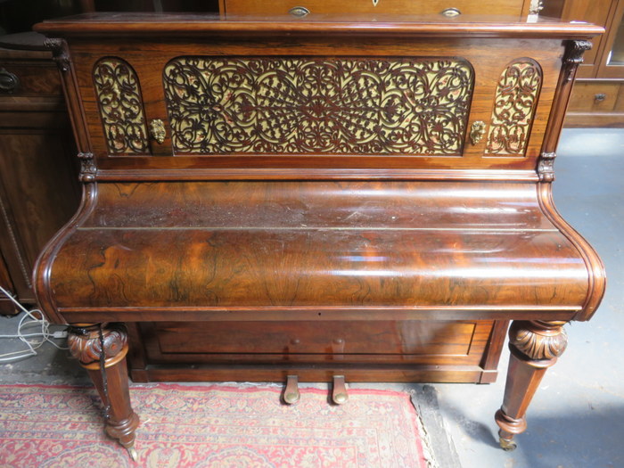 VICTORIAN WALNUT PIANO CASING