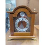 REPRODUCTION CASED TEMPUS FUGIT MANTEL CLOCK