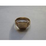 9ct GOLD SIGNET RING