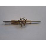 9ct GOLD NAUTICAL BAR BROOCH WITH RUBY STONE