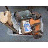 PARCEL OF VARIOUS VINTAGE TOOLS AND SMALL PARCEL OF CERAMIC PLATES