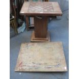 INTERESTING ADJUSTABLE ARTIST'S DRAWING TABLE WITH BOARD