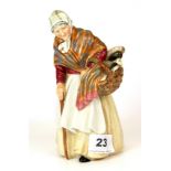 An old Royal Doulton figurine 'Grandma' HN2052, H. 17cm.