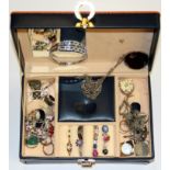 A jewellery box and contents.