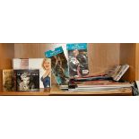 Marilyn Monroe interest. A quantity of mixed Marilyn Monroe gift items, postcards etc.