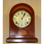 An Edwardian inlaid mahogany mantle clock by William L. Gilbert Clock Company, USA, H. 31cm.