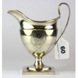 A Georgian hallmarked silver cream jug, London c. 1813, H. 14cm.