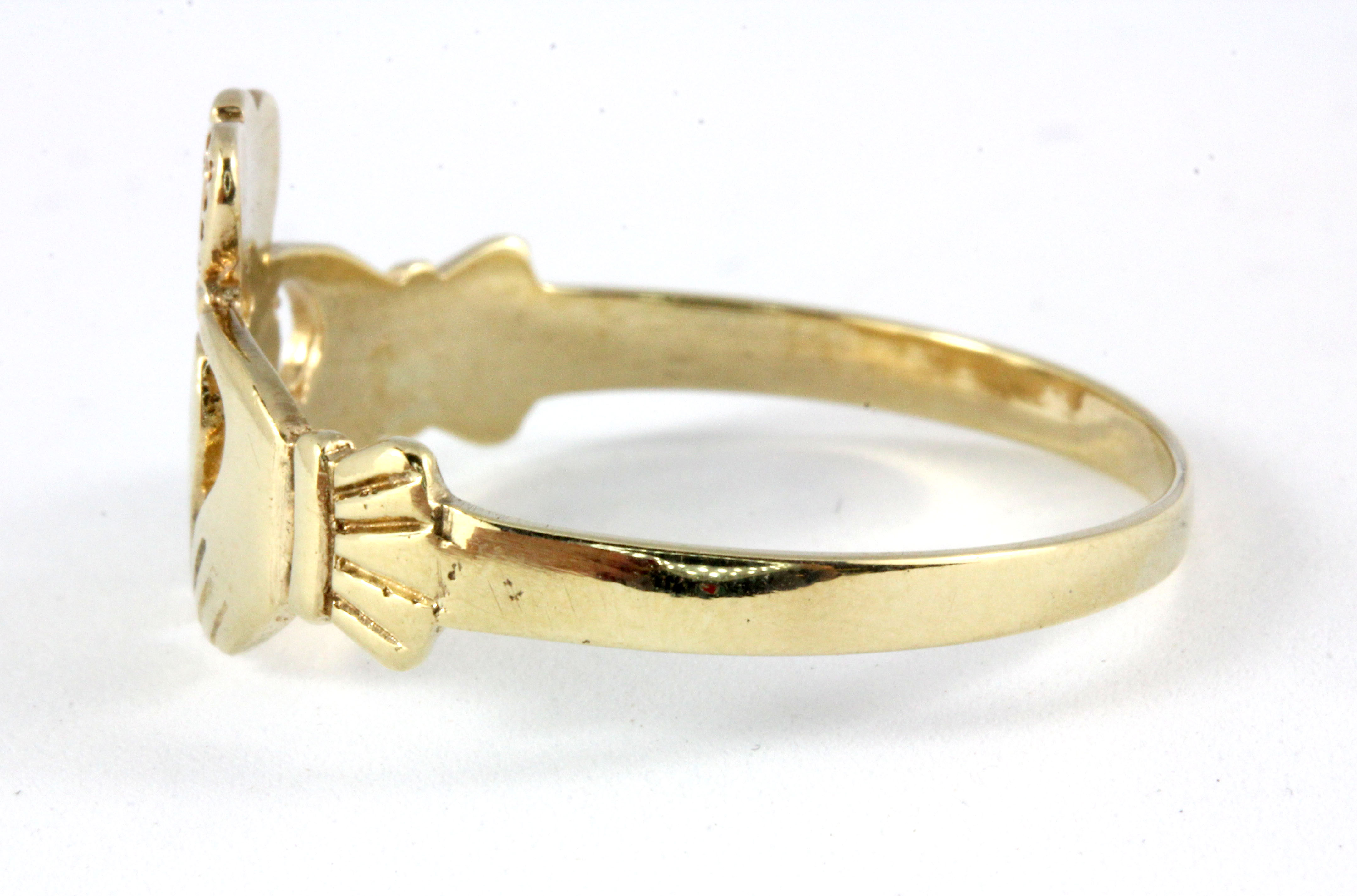 A 9ct yellow gold Claddagh ring, approx. 2.6g, (Y.5). - Image 2 of 2