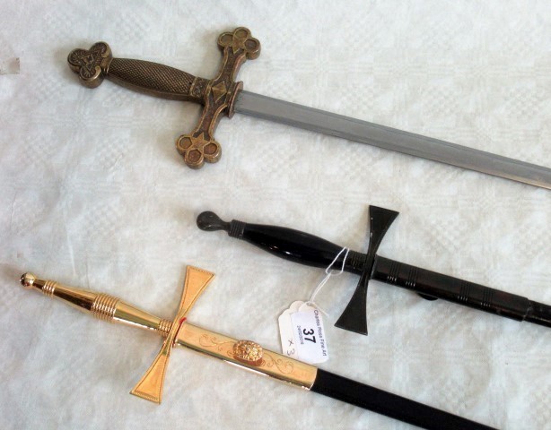 Three reproduction ceremonial swords, two with scabbard. - Image 2 of 4