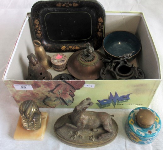 A collection of miscellaneous decorative items, Chinese archaic form sensa and cover,