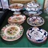 A quantity of Masons Ironstone dinnerware, to include: lidded tureen on stand,