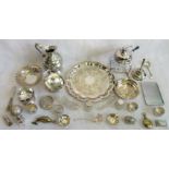 A quantity of silver plated items, to include: salver, bowls, cruets and other items.