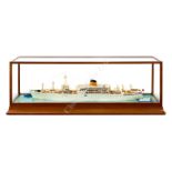 WATERLINE MODEL FOR THE M.V. AKAROA, ORIGINALLY BUILT FOR SHAW SAVILL LINE BY HARLAND & WOLFF, 1959