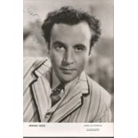 Dennis Price signed 5x7 b/w photo 1915 - 1973 was an English actor, best remembered for his role