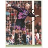 Peter Schmeichel Signed 1996 Manchester United Press Football 8x10 Photo. Good Condition. All signed