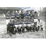 Manchester United 1958, B/W Signed 12 X 8 Photo Depicting A Wonderful Image Showing Players Posing