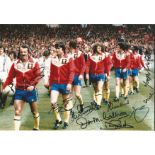 Southampton 1976, Col Signed 12 X 8 Photo Depicting Players Walking Out At Wembley Prior To