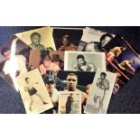 Boxing collection of 11 unsigned photos of some legendary all-time great fighters including Joe