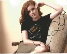 Amy Adams signed 10x8 colour photo. American actress. Known for both her comedic and dramatic