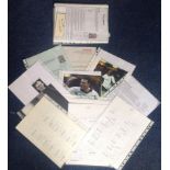 Sport Football Fulham FC collection over 50, signatures of players who have played for the club over