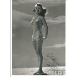 Jane Powell signed 7x5 b/w photo. American singer, dancer and actress who rose to fame in the mid-