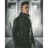 Jonathan Bailey Actor Signed Doctor Who 8x10 Photo. Good Condition. All signed pieces come with a