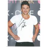 Peter Andre signed 12x8 colour photo. English-Australian singer, songwriter, businessman,