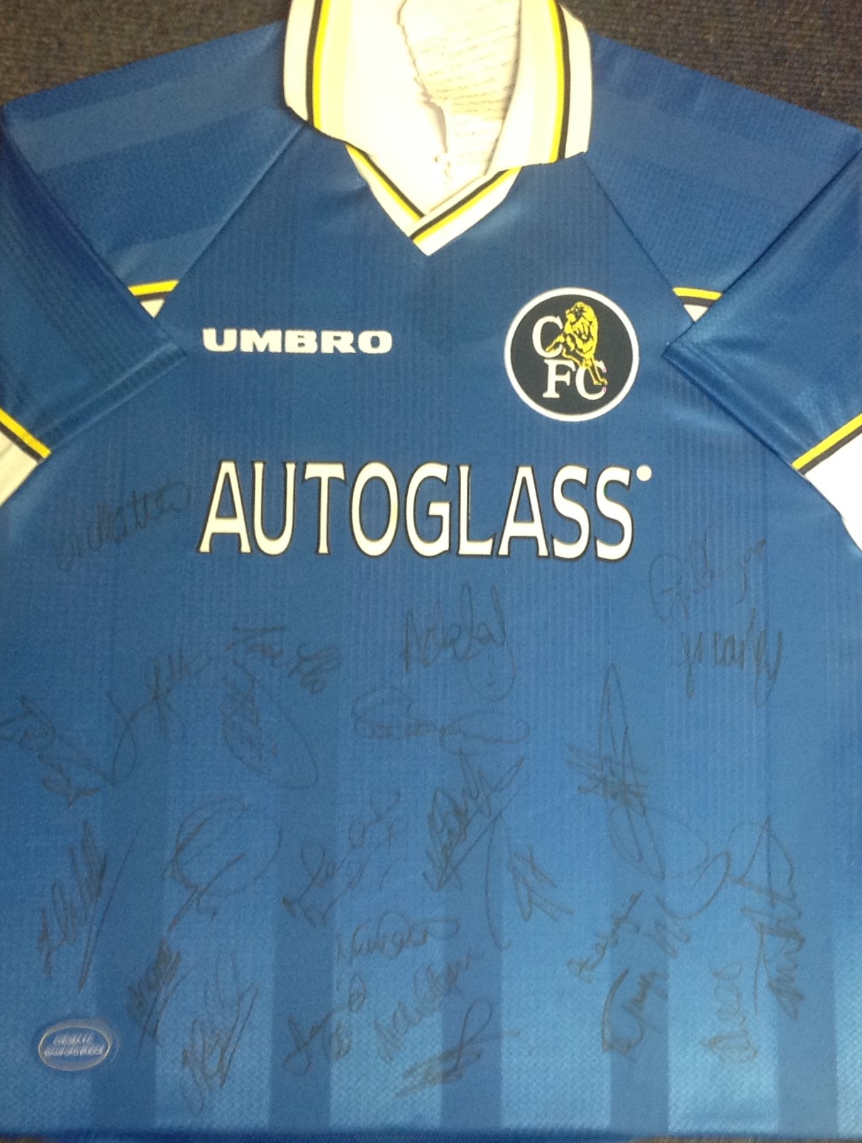 Chelsea FC signed shirt signed by over 20 members of the squad that won The League cup and UEFA