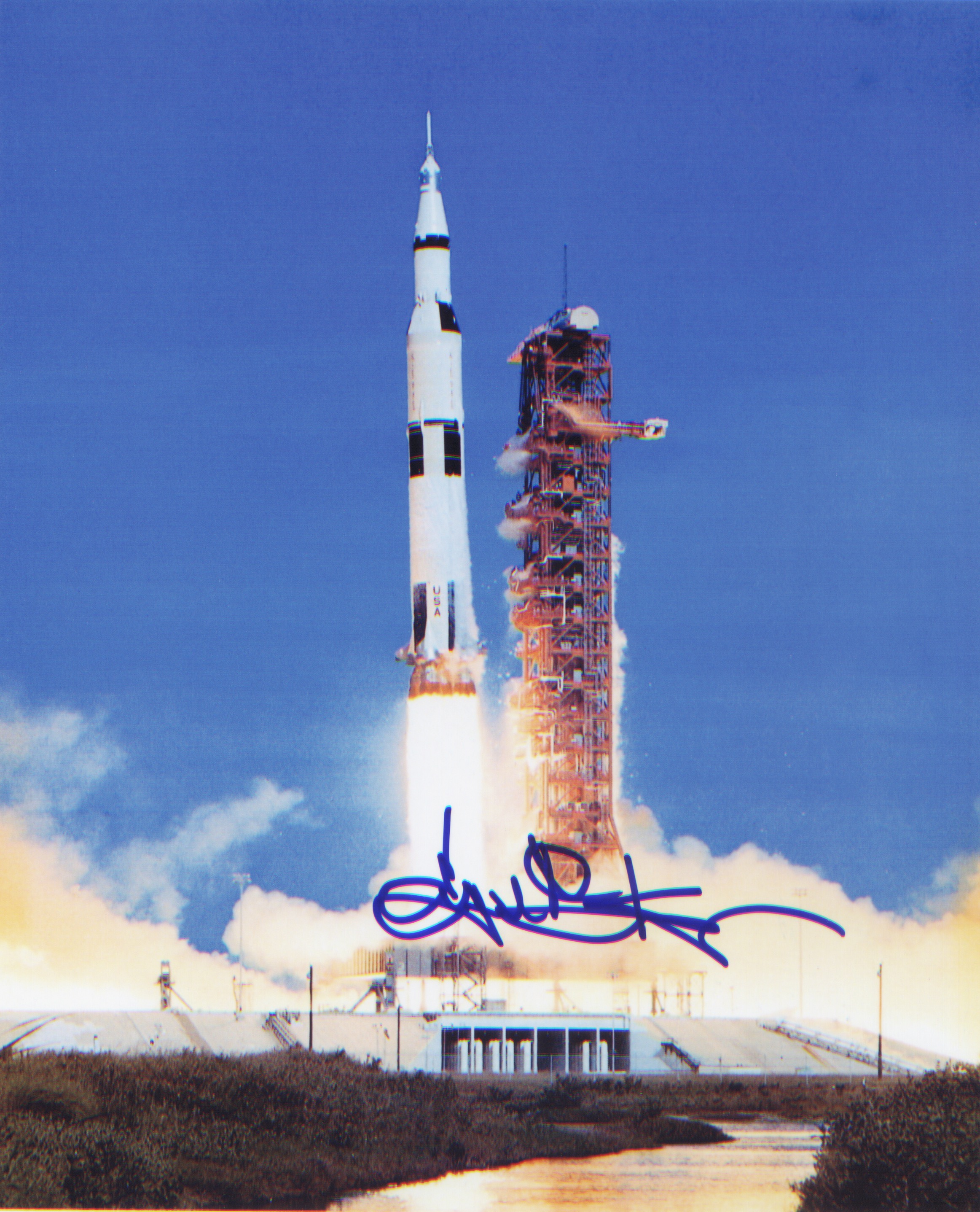 Apollo Director Eugene Kranz signed 10x8 launch picture signed by the legendary Flight director.