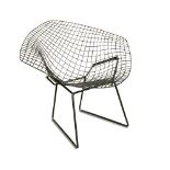 Harry Bertoia, a single Diamond chair, late 20th century, black vinyl coated steel frame 7 x 84 x