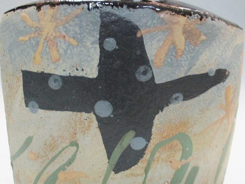 § John Maltby, (British, b. 1936), a stoneware vase, decorated with an abstract bird in flight, - Image 3 of 6