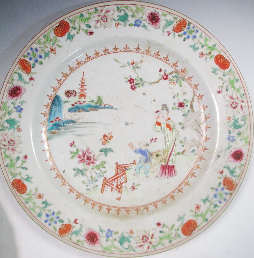 A set of three and another 18th century famille rose plate, 23cm (9 in) diameter (4) One of the - Image 4 of 10