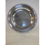 A silver plate, London 1923, 26cm diameter, 16.7oz