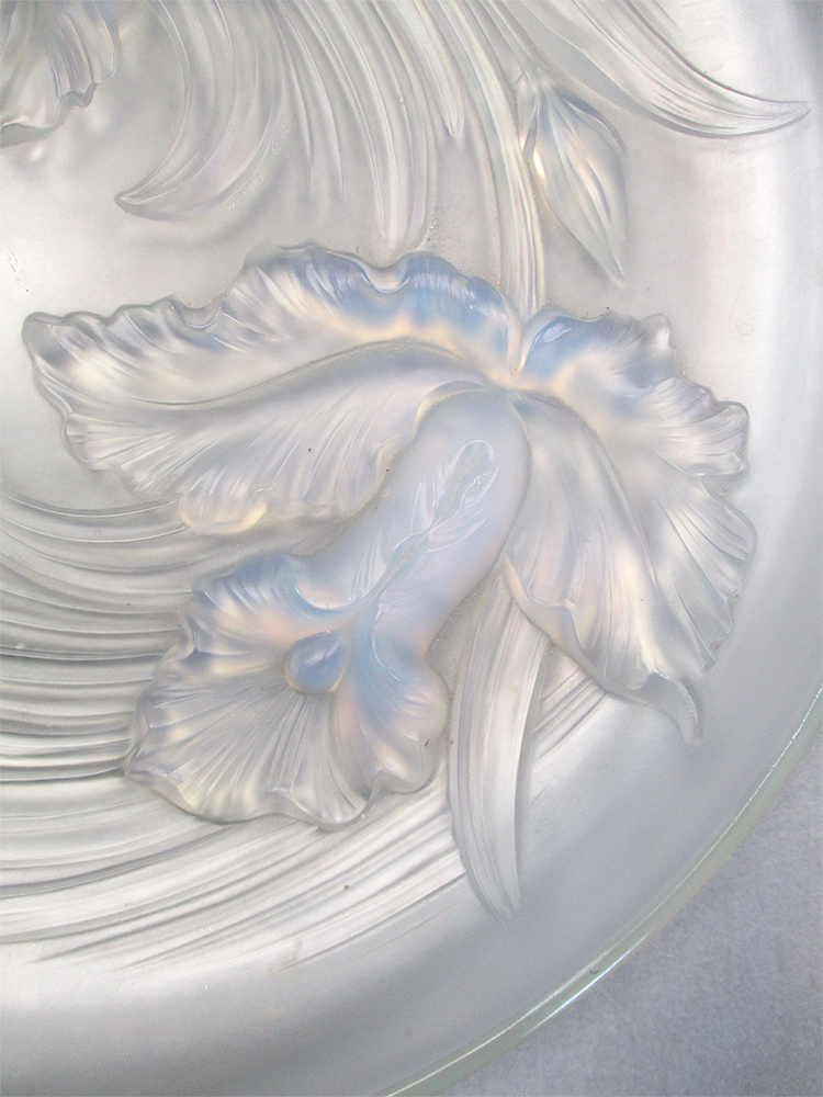 Verlys, France, an opalescent glass charger, moulded with floral decoration, moulded mark, - Image 2 of 3