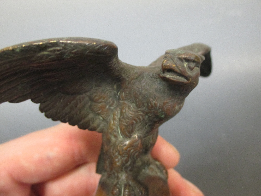 A bronze eagle mascot - Image 4 of 4