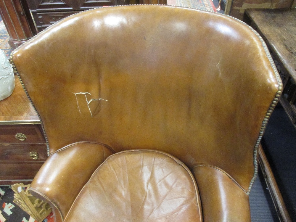A George III style leather upholstered barrel back armchair - Image 3 of 3