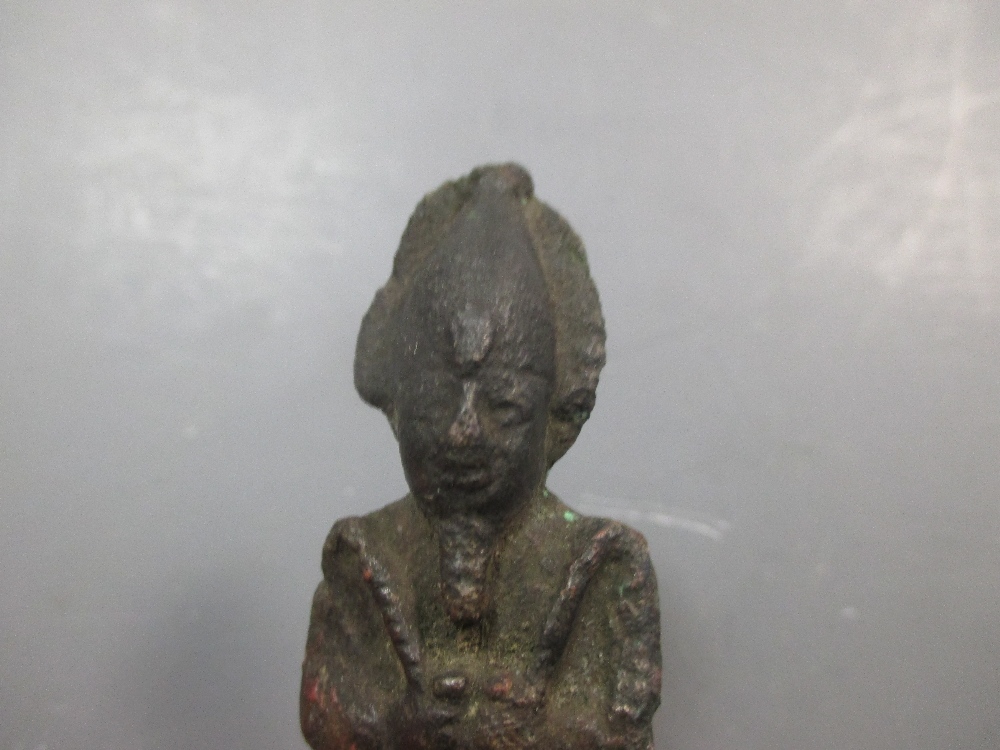 An Egyptian bronze figural amulet depicting Osiris, late period 664-332BC, 9.5cm high - Image 5 of 5