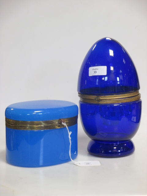 Blue Glass Egg with shot glasses together with a blue glass and gilt metal oval box (2) - Image 2 of 2