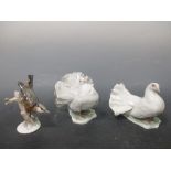 A pair of Kunstabteilung porcelain models of doves and a Rosenthal model of a bird (3)