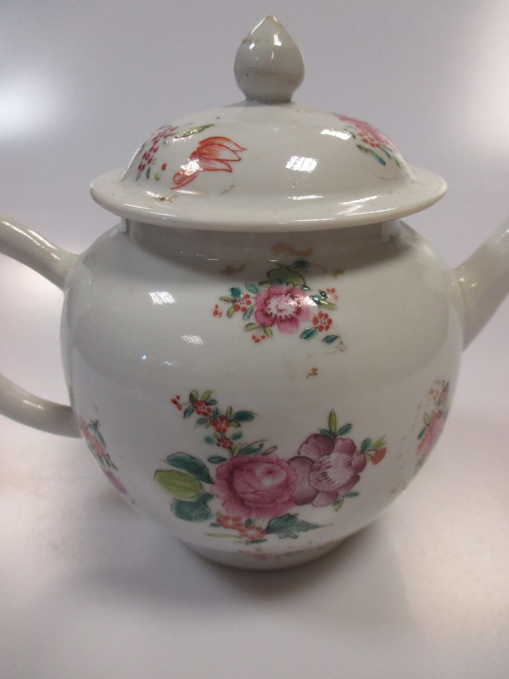 An 18th century Chinese famille rose tea pot and another in Mandarin palette - Image 8 of 8