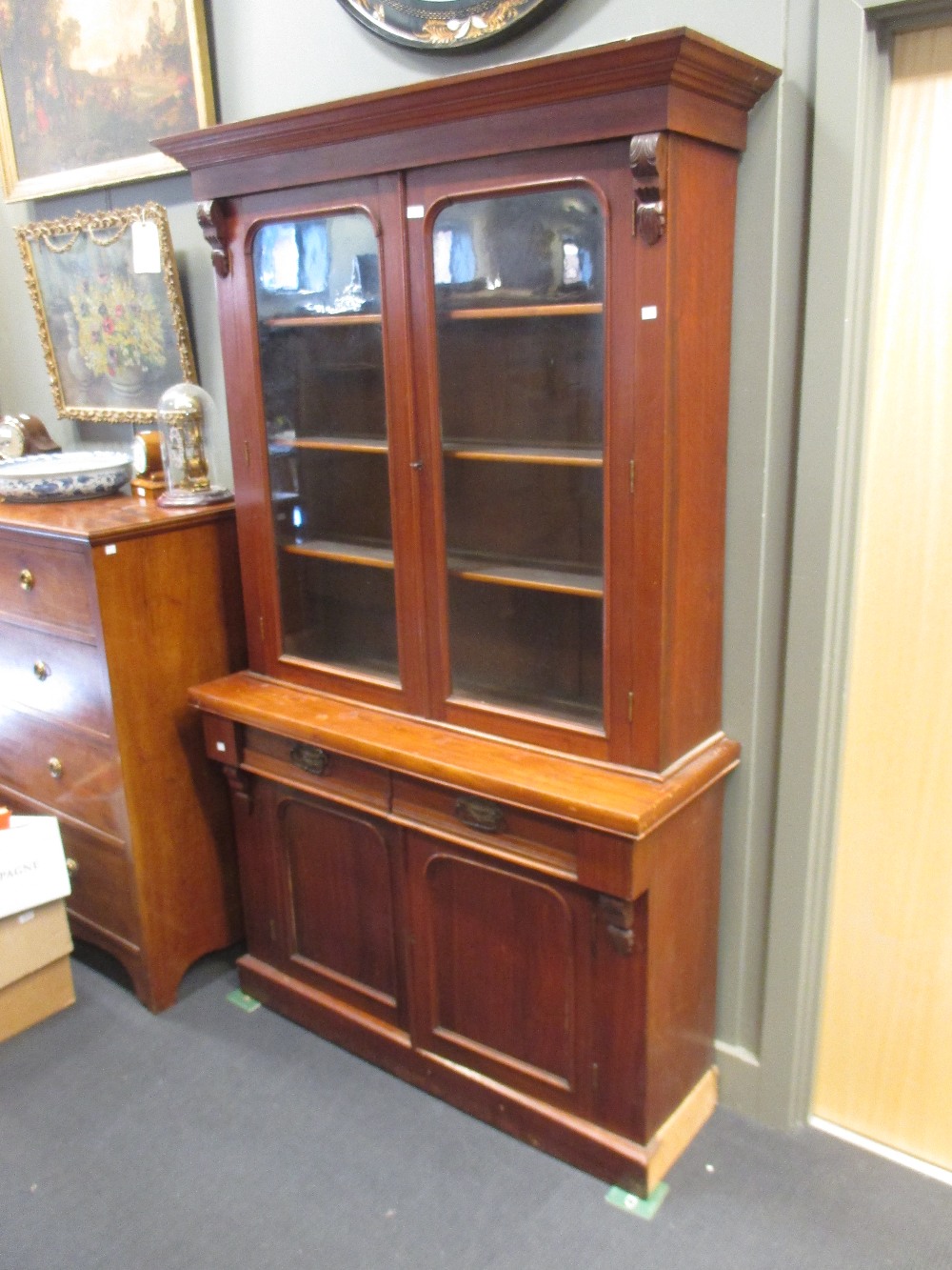 A Victorian mahogany glazed top bookcase, 200 x 118 x 40cm