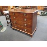 A George III mahogany chest of drawers, 95 x 112 x 55cm