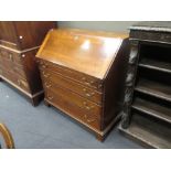 A Georgian mahogany bureau with well, 98 x 98 x 51cm