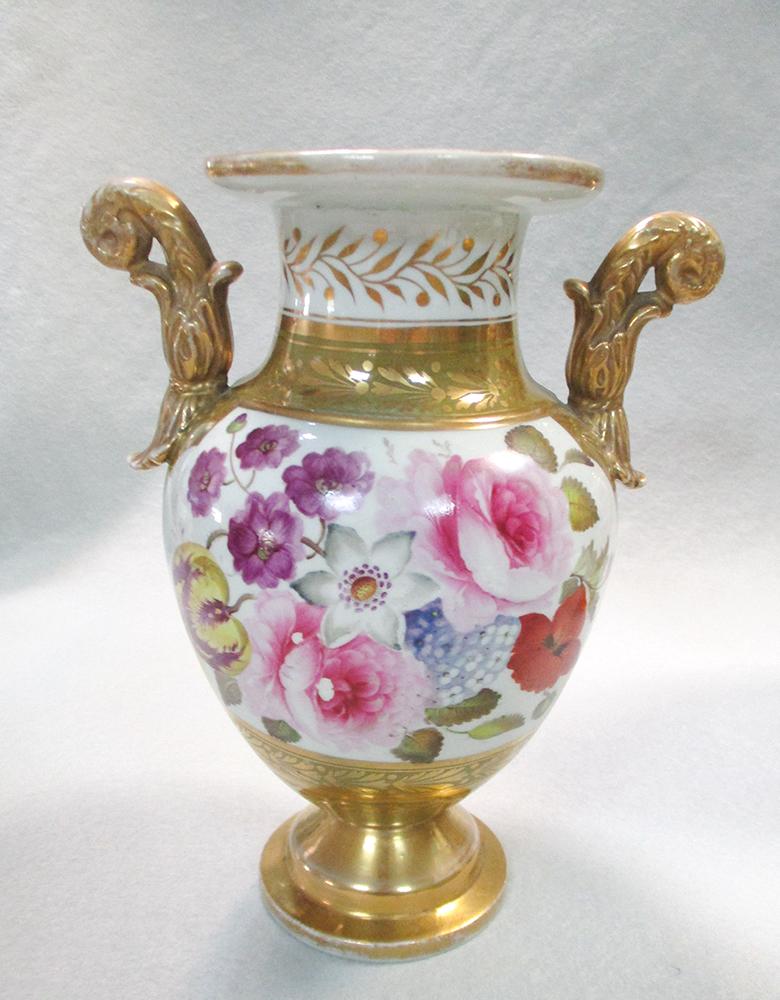 A pair of Miles Mason two handled vases, circa 1810, the shouldered ovoid bodies painted with panels - Image 6 of 7