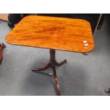 A Regency mahogany tripod table, 72 x 67 x 49cm