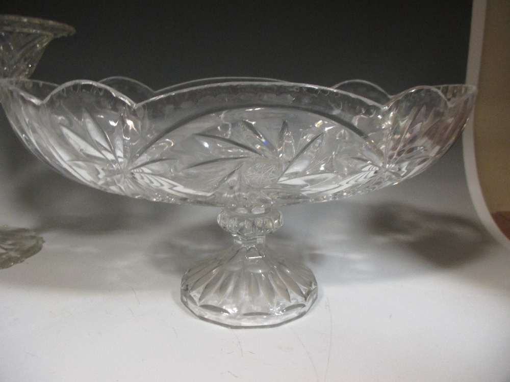 Julien, France, opalescent glass dish with birds & foliage, a cut glass bowl & two other glass bowls - Image 2 of 4