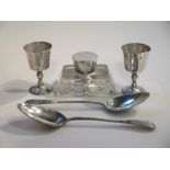 A pair of modern silver miniature goblets; a silver lidded Art Deco inkwell; a pair of George III