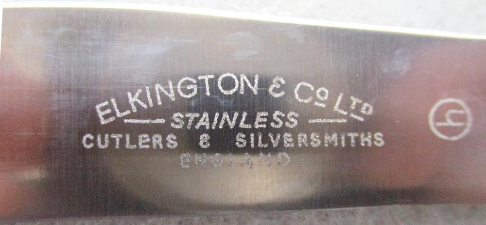 A 72 piece set of 20th century silver cutlery and flatware, by Elkington & Co, Sheffield 1963 - - Image 3 of 5
