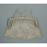 A George V silver dance purse, sponsor's mark Steinhart & Co, Birmingham import marks, 1912,