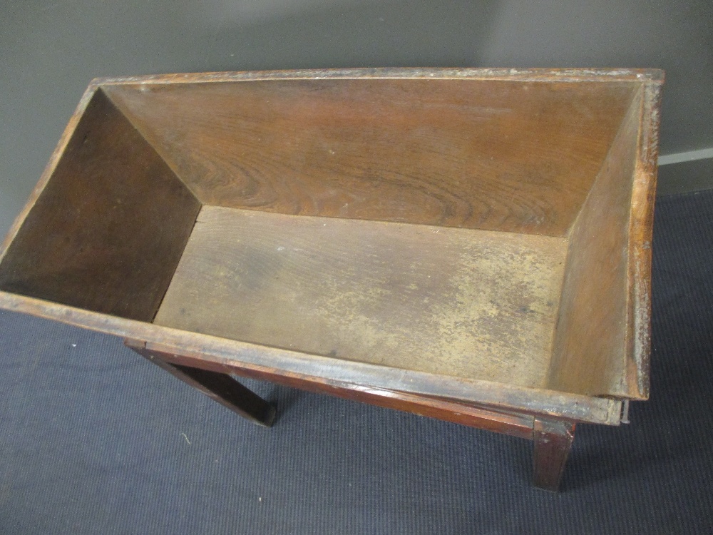 A 19th century elm dough bin on stand, 85 x 95 x 44cm - Image 3 of 3